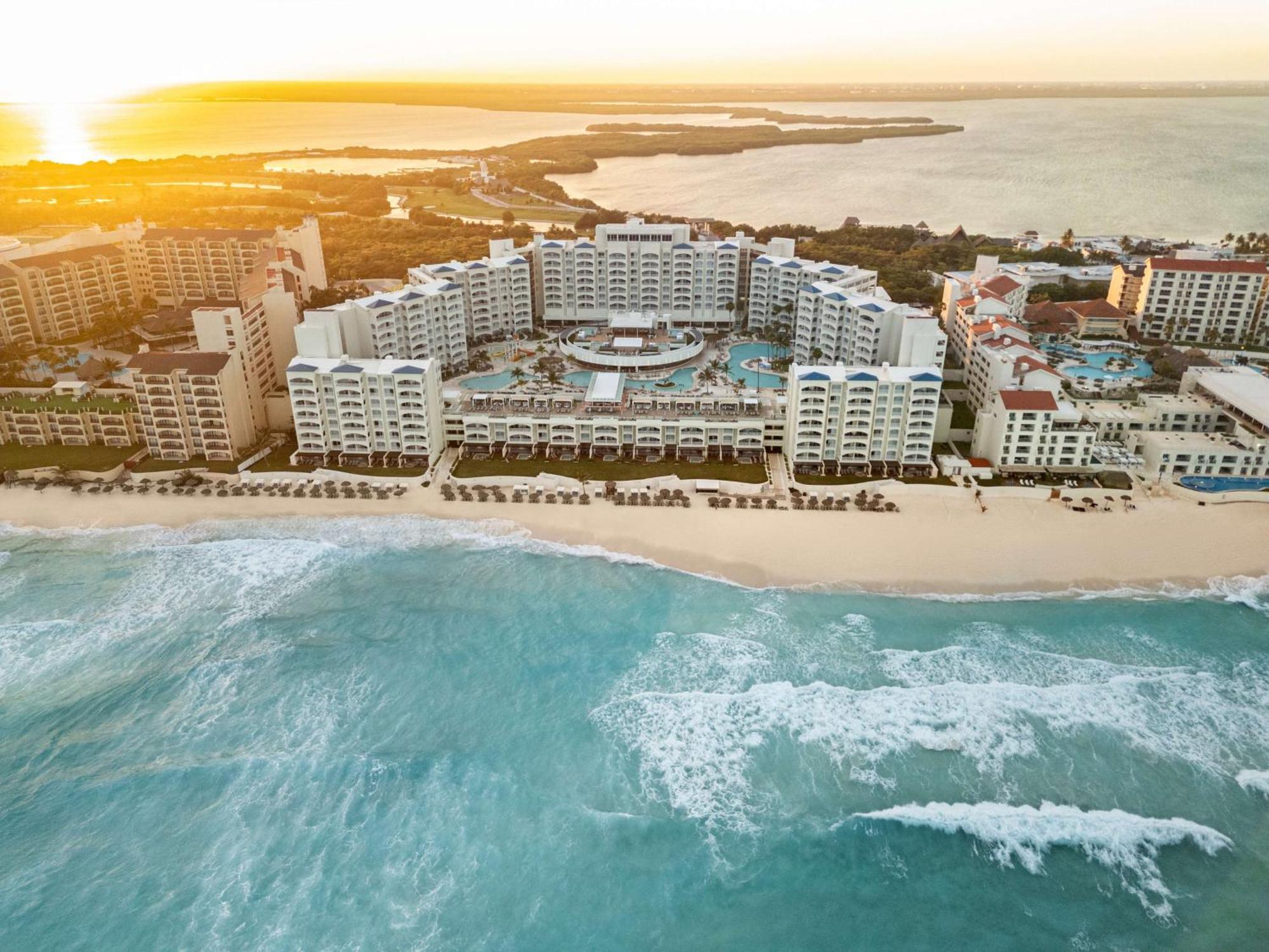 Hilton Cancun Mar Caribe All-Inclusive Resort Exteriör bild